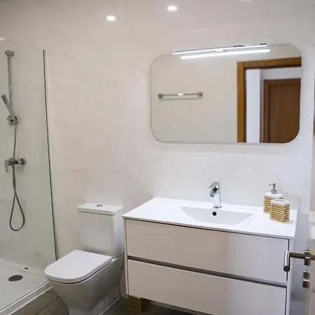 Sunset Peniche Surfcamp *