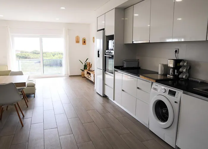 Sunset Peniche Surfcamp Daire