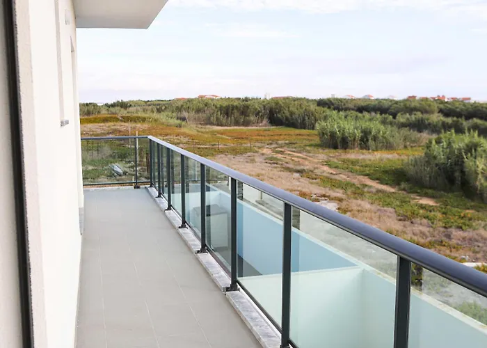 Sunset Peniche Surfcamp Ferrel (Leiria)