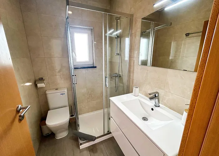 Sunset Peniche Surfcamp